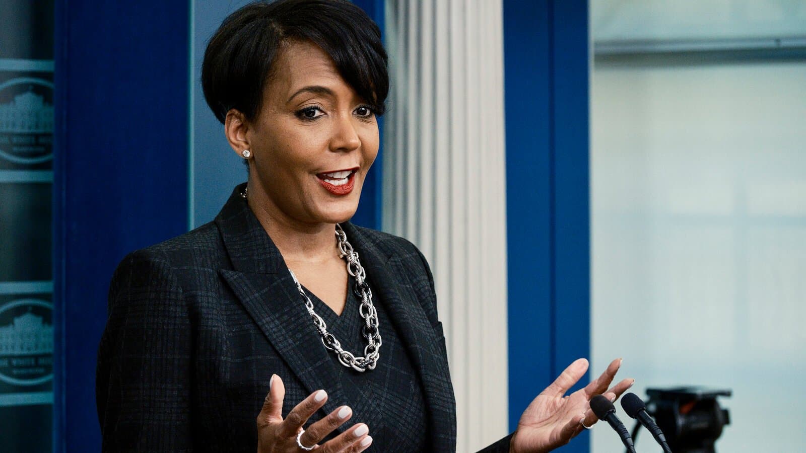 Keisha Lance Bottoms (D) logo